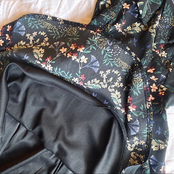 Mboutique off the shoulder floral dress - Size S - Picture 2 of 4